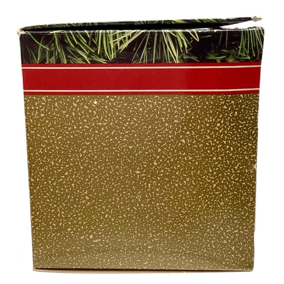 Hallmark 1991 “Arctic Dome” Magic Blinking Lights & Motion Ornament - Picture 4 of 15